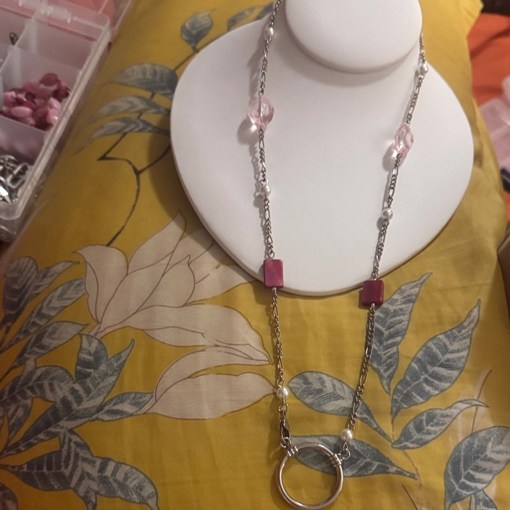 Elegant Vintage Pink Beaded Pendant Necklace - Women Jewelry